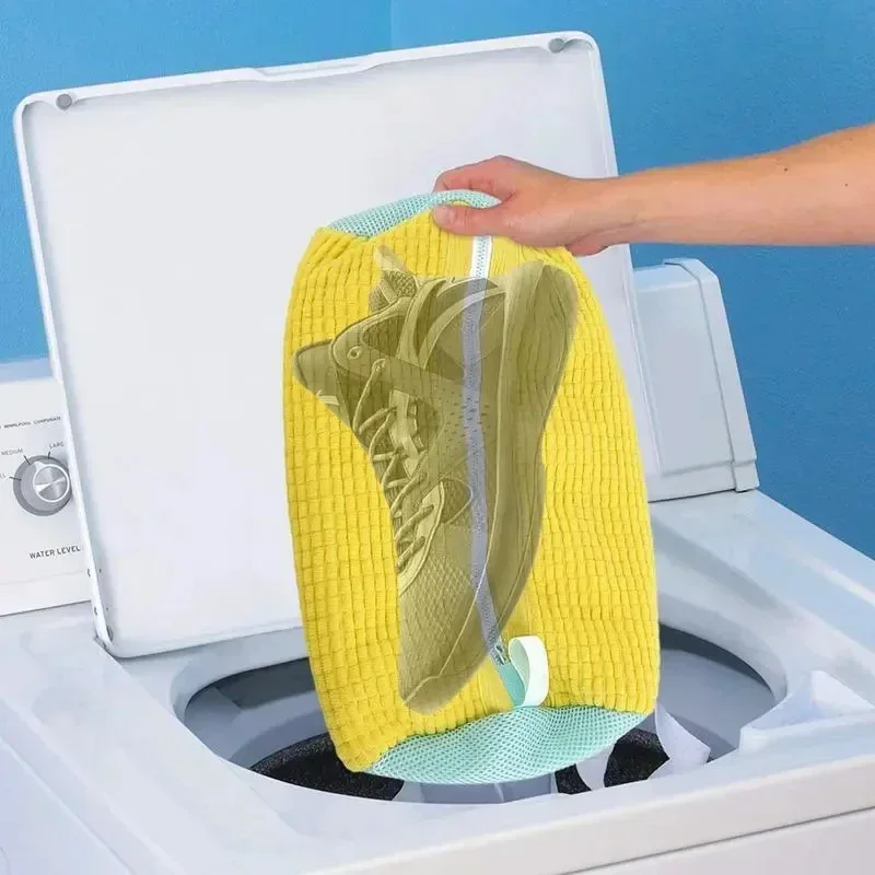 Sneaker Care Cleaning Kit - Washing machine, sports shoes, protective bag,