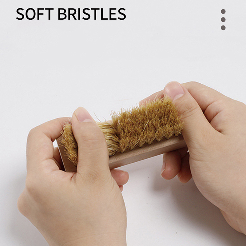 Useful Wood Handle Shoe Brush  - Sneaker Care Cleaning Kit のレビューと価格